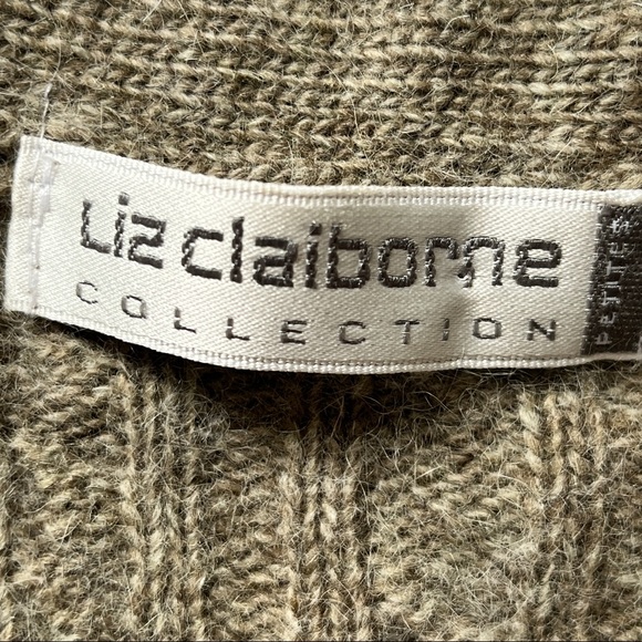 Liz Clairborne Soft Angora Wool Cardigan Cable Knit Button Long Sleeve Petite Sm - Picture 3 of 12